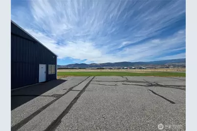 4028 Airport Way, East Wenatchee, WA 98802 - Photo 4