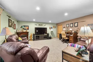 654 Crest Ln, Sedro Woolley, WA 98284 - Photo 4