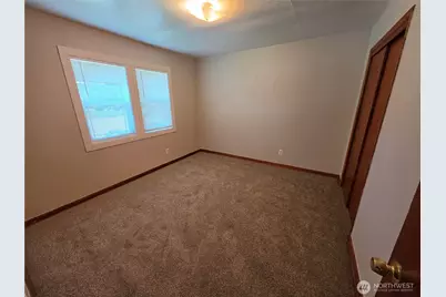 1305 8th Avenue, Longview, WA 98632 - Photo 8