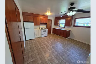 1305 8th Avenue, Longview, WA 98632 - Photo 12