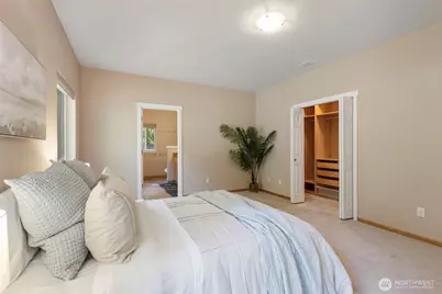 2007 NE Dingley Road, Bainbridge Island, WA 98110 - Photo 18