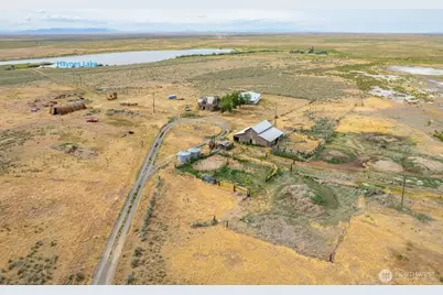 653 Road O NE, Coulee City, WA 99115 - Photo 1