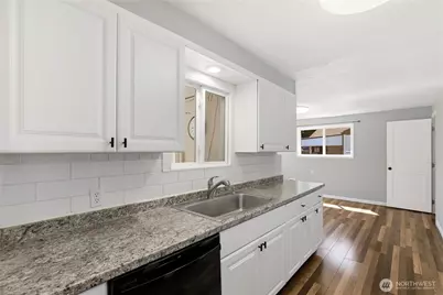 1208 115th Street S, Tacoma, WA 98444 - Photo 10