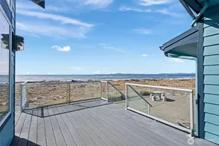 913 Riley Rd, Oak Harbor, WA 98277 - Photo 6