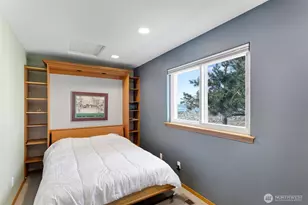 913 Riley Rd, Oak Harbor, WA 98277 - Photo 16
