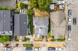 6823 Phinney Ave N, Seattle, WA 98103 - Photo 10