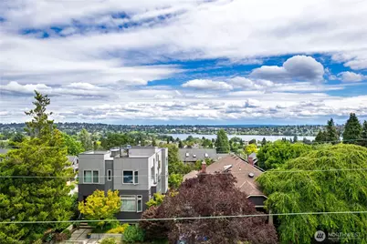 6823 Phinney Avenue N, Seattle, WA 98103 - Photo 4