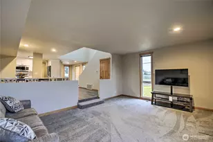 2421 98th Ave Ct E, Edgewood, WA 98371 - Photo 10