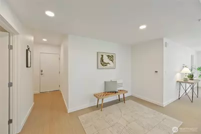 5819 Phinney Avenue N #206, Seattle, WA 98103 - Photo 4
