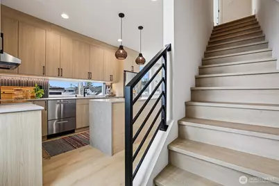 2626 58th Avenue SW #A, Seattle, WA 98116 - Photo 14