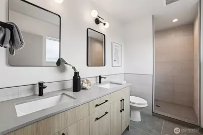 2626 58th Avenue SW #A, Seattle, WA 98116 - Photo 18