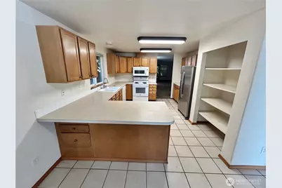 7030 46th Lane SE, Olympia, WA 98503 - Photo 4