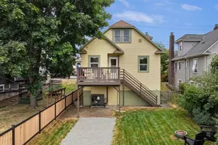 741 N 67th St, Seattle, WA 98103 - Photo 2