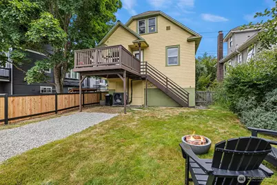 741 N 67th Street, Seattle, WA 98103 - Photo 30