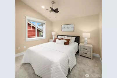 118 NW 39th Street #B, Seattle, WA 98107 - Photo 18