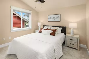 118 NW 39th St, Seattle, WA 98107 - Photo 18