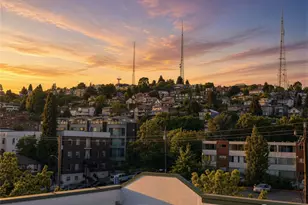 621 5th Ave N, Seattle, WA 98109 - Photo 16