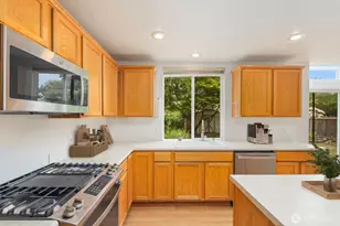 24201 231st Pl SE, Maple Valley, WA 98038 - Photo 6