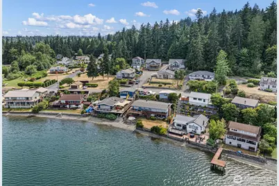 1709 Shorewood Drive, Bremerton, WA 98312 - Photo 2