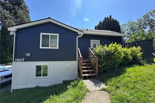 1007 22nd St, Bellingham, WA 98225 - Photo 2