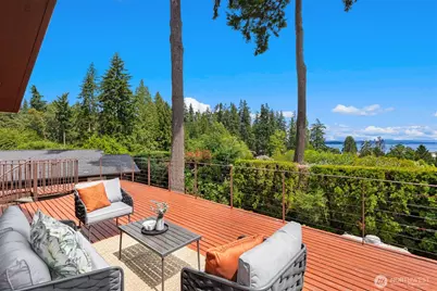 9793 NE Murden Cove Drive, Bainbridge Island, WA 98110 - Photo 16