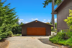 9793 NE Murden Cove Dr, Bainbridge Island, WA 98110 - Photo 36