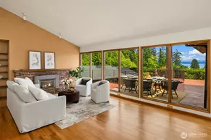 9793 NE Murden Cove Dr, Bainbridge Island, WA 98110 - Photo 4