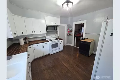 317 Sunset Drive, Hoquiam, WA 98550 - Photo 10