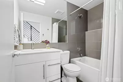 3929 2nd Avenue NE, Seattle, WA 98105 - Photo 20