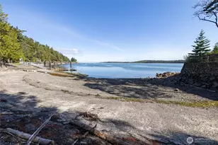 1217 Jamison St, Lummi Island, WA 98262 - Photo 36