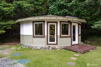 1217 Jamison Street, Lummi Island, WA 98262 - Photo 20