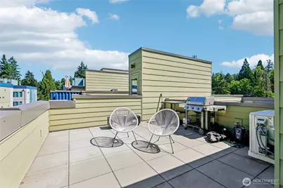 12120 76th Way NE #2, Kirkland, WA 98034 - Photo 36