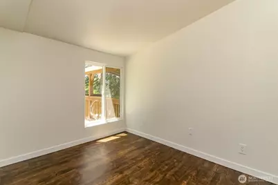 17807 43rd Avenue E, Tacoma, WA 98446 - Photo 16