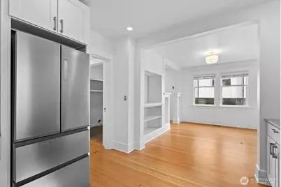 2609 B SW Adams Street, Seattle, WA 98126 - Photo 8