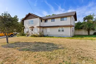 536 E Lauridsen Blvd, Port Angeles, WA 98362 - Photo 2