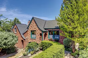 2714 Queen Anne Ave N, Seattle, WA 98109 - Photo 4