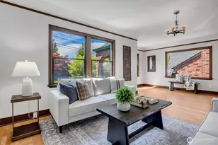 2714 Queen Anne Ave N, Seattle, WA 98109 - Photo 10