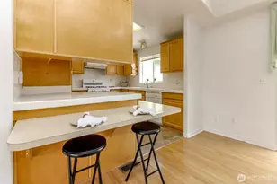 24112 221st Pl SE, Maple Valley, WA 98038 - Photo 6