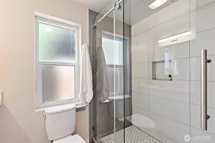 14338 Ashworth Ave N, Seattle, WA 98133 - Photo 14