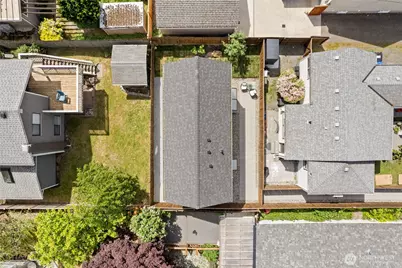 14338 Ashworth Avenue N #B, Seattle, WA 98133 - Photo 30