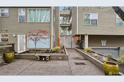 3420 Burke N #C-308, Seattle, WA 98103 - Photo 2