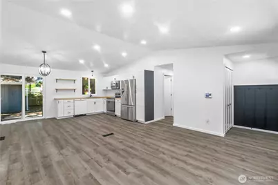 7008 Parkdale Drive NW, Bremerton, WA 98311 - Photo 8