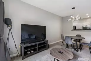 2415 2nd Ave, Seattle, WA 98121 - Photo 14