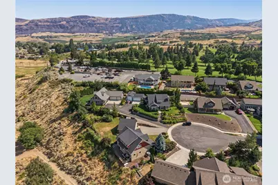 2610 Tuscany Lane, Malaga, WA 98828 - Photo 40