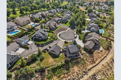 2610 Tuscany Lane, Malaga, WA 98828 - Photo 38