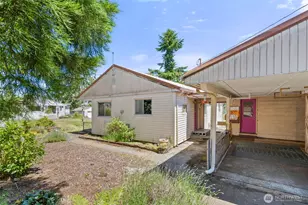 905 Peters St, Raymond, WA 98577 - Photo 4