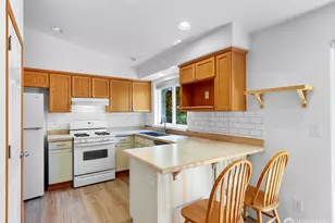 176 Dallas St, Mount Vernon, WA 98274 - Photo 6