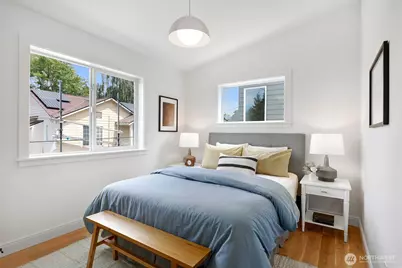 8738 B 13th Avenue NW, Seattle, WA 98117 - Photo 14