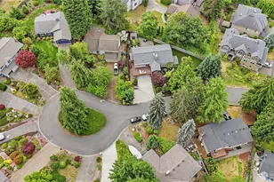 13103 SE 47th St, Bellevue, WA 98006 - Photo 36