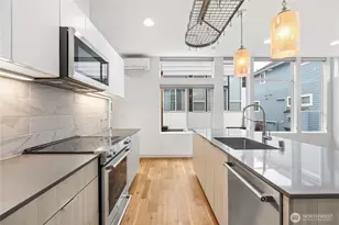 9043 C Mary Ave NW, Seattle, WA 98117 - Photo 8